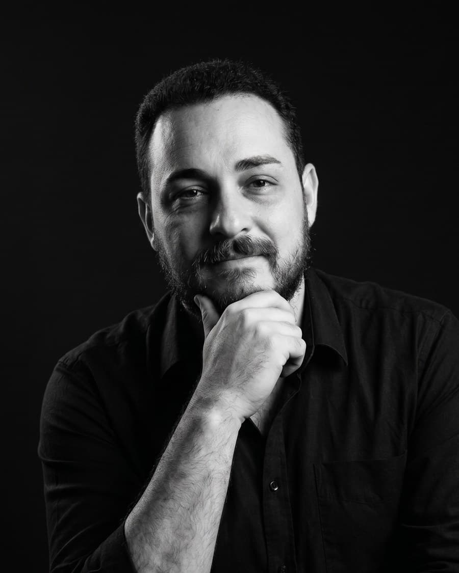 Paulo Rocha, fundador-estrategista do Rocha Fluida, quem responde ao seu contato